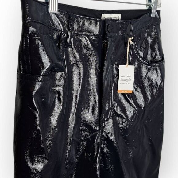Abercrombie and Fitch Women's 90s Straight The Ultra High Rise Vegan Leather siz - Picture 2 of 7